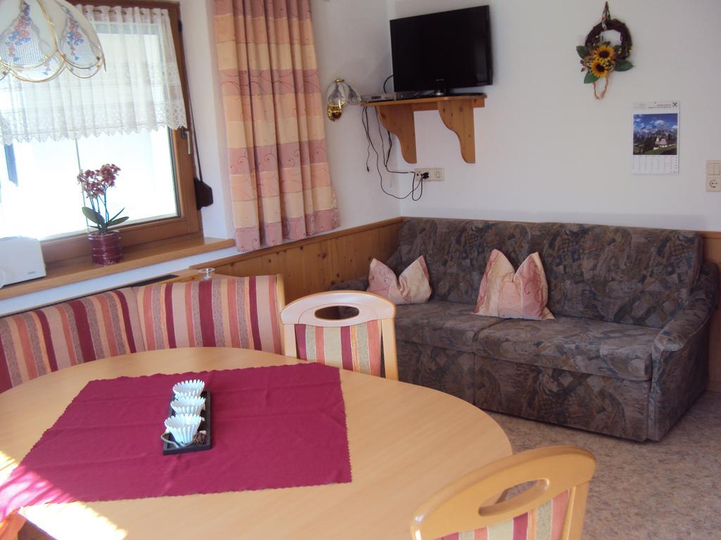 Haus Eben Apartamento Hippach Exterior foto